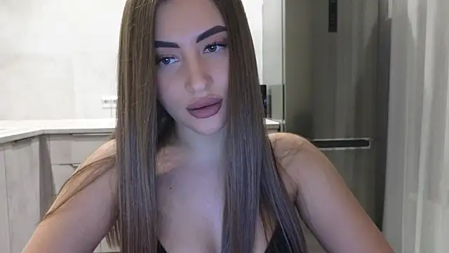 Snapshot of Cinderella____ chatting on 01.11.25 Cinderella online show from 01.11.25