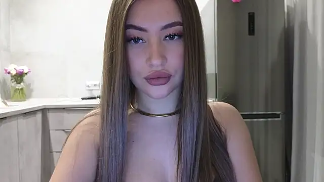 Snapshot of Cinderella____ chatting on 01.26.25 Cinderella online show from 01.26.25