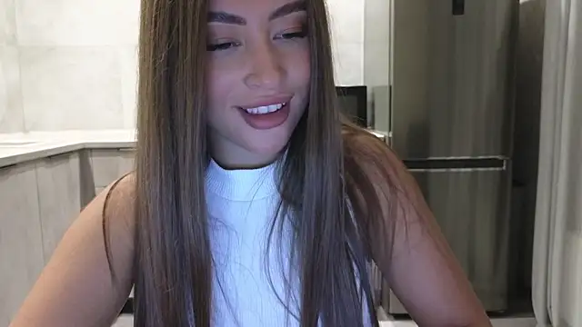 Snapshot of Cinderella____ chatting on 02.27.25 Cinderella online show from 02.27.25