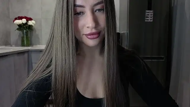 Snapshot of Cinderella____ chatting on 11.08.25 Cinderella online show from 11.08.25