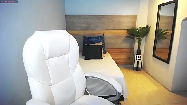 liseth fox online show from 02.07.25