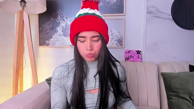 lara madisson online show from 12.13.24