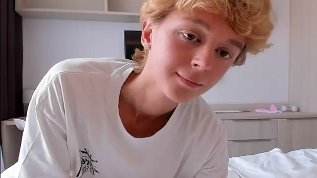 agelandreww online show from 04.06.26