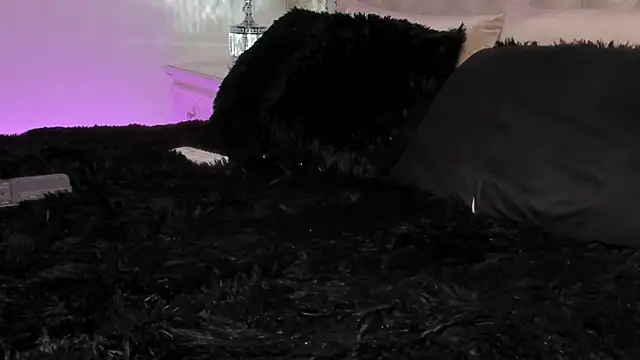 Snapshot of Kev_jenner chatting on 02.21.25 Kev jenner online show from 02.21.25