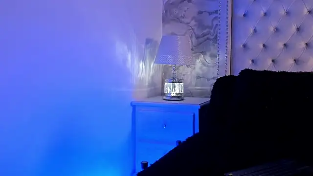 Snapshot of Kev_jenner chatting on 03.10.25 Kev jenner online show from 03.10.25