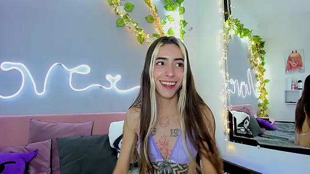 YouliteSllut2 online show from 12.27.24