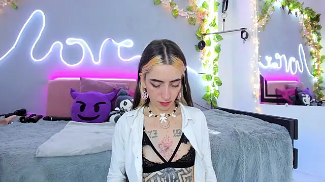 YouliteSllut2 online show from 02.21.25