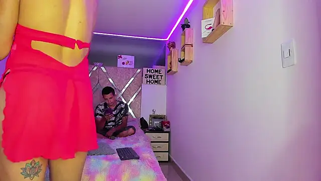 parejacaliente20154 online show from 03.26.26