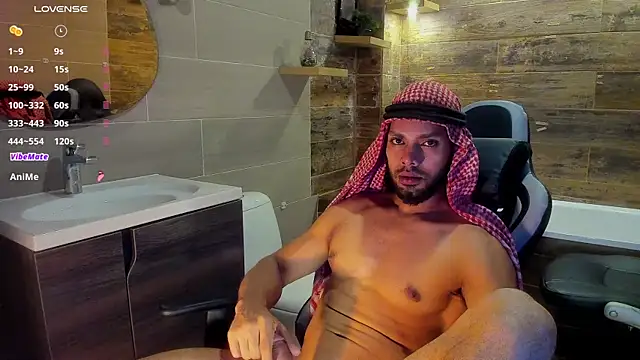 Snapshot of Amir_Abdull chatting on 12.19.24 Amir Abdull online show from 12.19.24