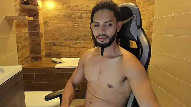 Snapshot of Amir_Abdull chatting on 09.27.25 Amir Abdull online show from 09.27.25