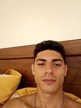 Snapshot of christianjimenez chatting on 11.28.25 christianjimenez online show from 11.28.25