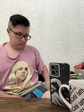 bisexualboy05 online show from 09.25.25