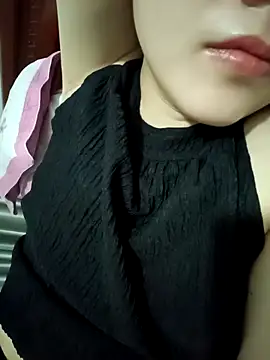 Snapshot of Sexyass13 chatting on 09.14.25 Sexyass13 online show from 09.14.25