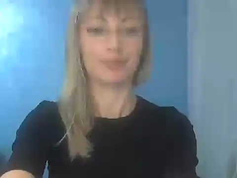 Snapshot of EffectMaya chatting on 11.06.25 EffectMaya online show from 11.06.25