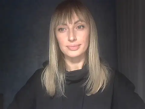 Snapshot of EffectMaya chatting on 11.11.25 EffectMaya online show from 11.11.25