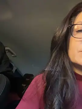 BeautifulMesss online show from 11.26.25