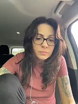 BeautifulMesss online show from 04.29.26