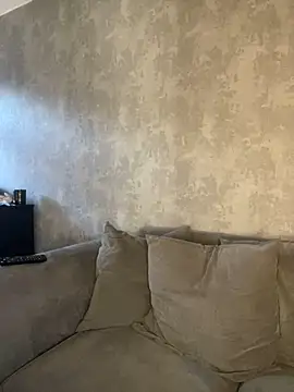 Snapshot of riri_bstvx chatting on 11.30.25 riri bstvx online show from 11.30.25