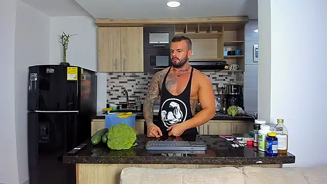 Snapshot of Johnnygrayson1 chatting on 11.21.25 Johnnygrayson1 online show from 11.21.25