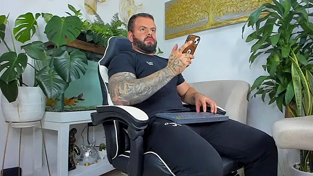 Johnnygrayson1 online show from 03.31.26