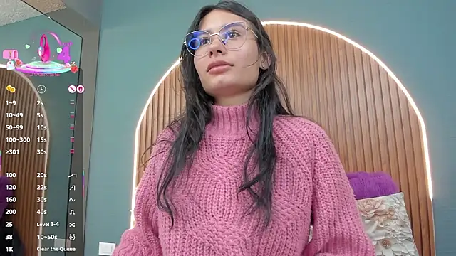 NayeCloud online show from 02.05.26