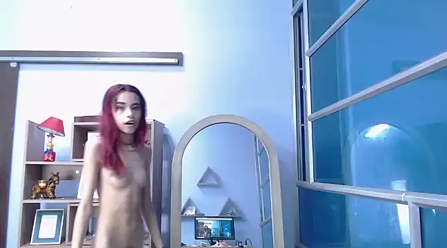 Snapshot of Jasmin_Skinny chatting on 12.18.24 Jasmin Skinny online show from 12.18.24