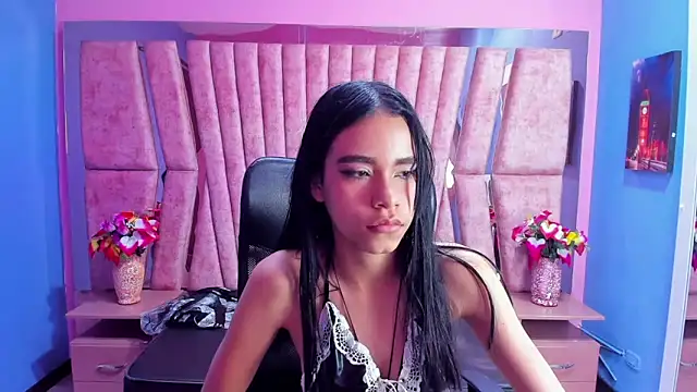 Snapshot of Jasmin_Skinny chatting on 02.06.25 Jasmin Skinny online show from 02.06.25