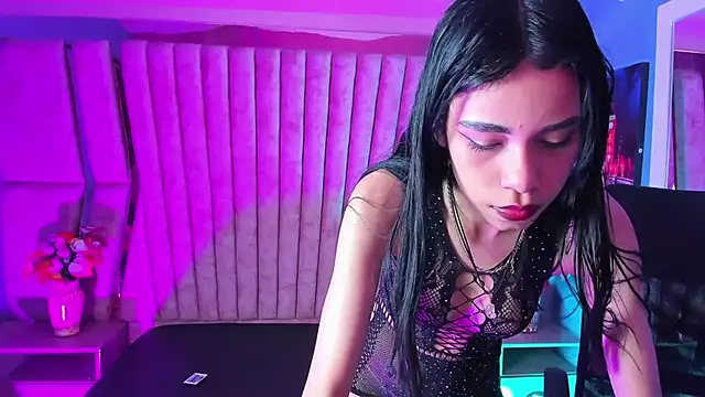 Snapshot of Jasmin_Skinny chatting on 02.22.25 Jasmin Skinny online show from 02.22.25