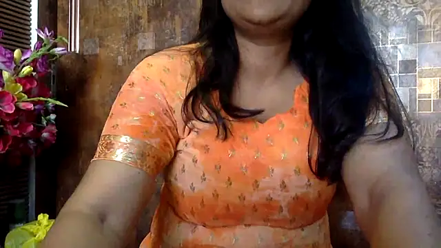 HaaniKaur online show from 02.09.26