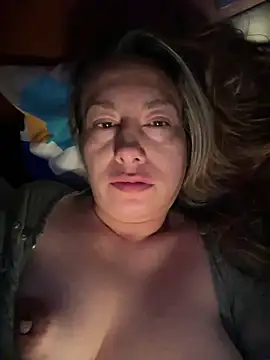 xLadyScarlettx online show from 12.13.24