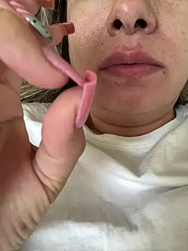 xLadyScarlettx online show from 02.16.25