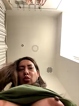 xLadyScarlettx online show from 12.05.25