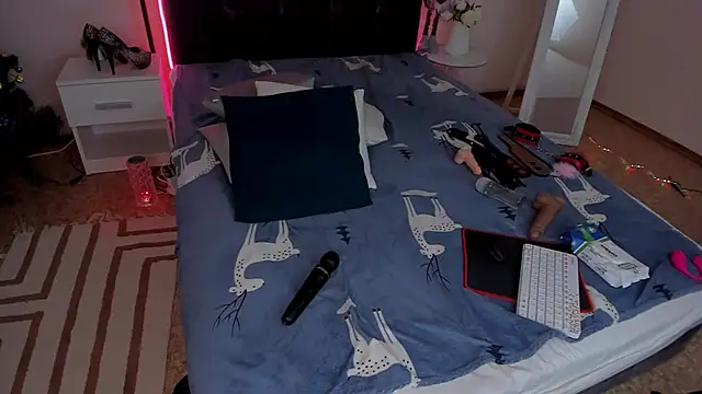 CassieEvans online show from 01.09.25