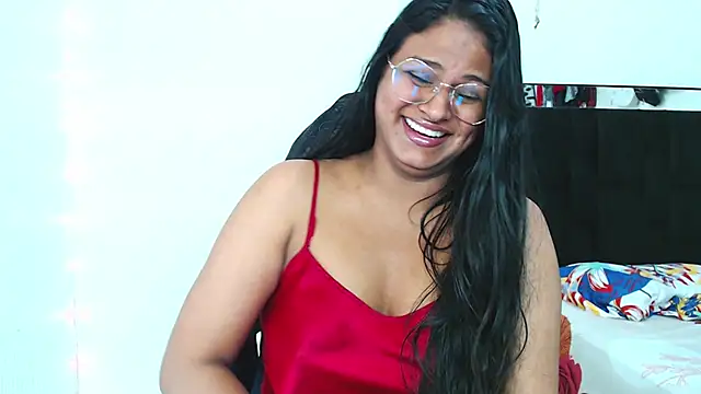 Snapshot of SweetAlmaa chatting on 03.17.25 SweetAlmaa online show from 03.17.25