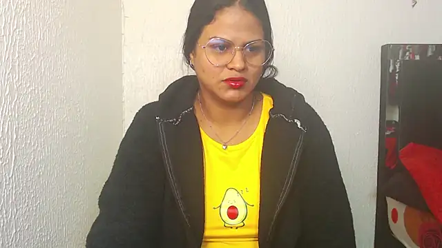 Snapshot of SweetAlmaa chatting on 03.20.25 SweetAlmaa online show from 03.20.25