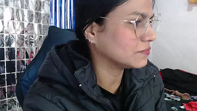 Snapshot of SweetAlmaa chatting on 09.25.25 SweetAlmaa online show from 09.25.25