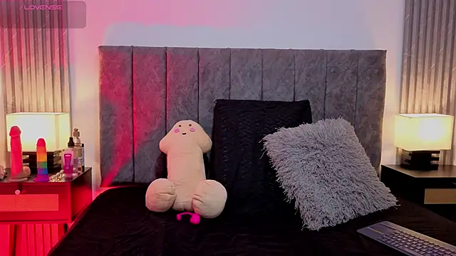 Ema Stone65 online show from 10.27.25