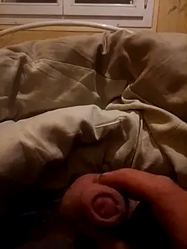 Snapshot of seba_tien chatting on 09.19.25 seba tien online show from 09.19.25