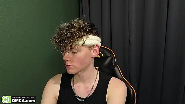 Snapshot of Keytaro chatting on 02.24.26 Keytaro online show from 02.24.26