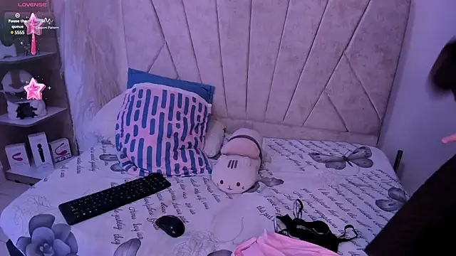 Kaela18 online show from 12.06.24