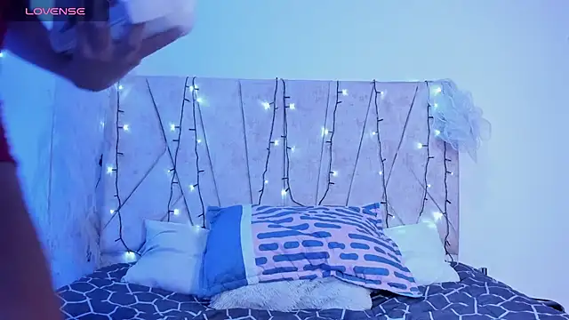 Kaela18 online show from 12.11.24