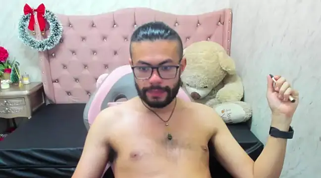 Snapshot of RodriWhite chatting on 01.08.25 RodriWhite online show from 01.08.25