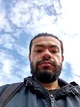 Snapshot of RodriWhite chatting on 02.16.25 RodriWhite online show from 02.16.25