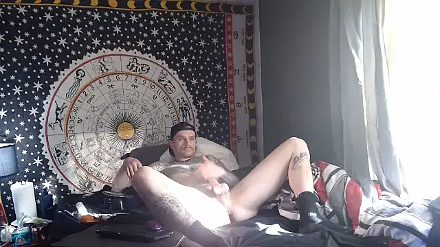Snapshot of UnCuTupTheBuTT chatting on 03.13.26 UnCuTupTheBuTT online show from 03.13.26