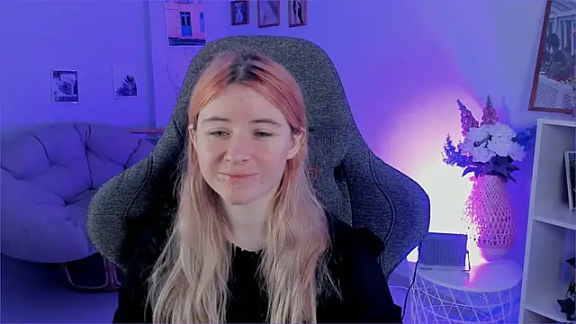 LexiWenford online show from 12.12.24