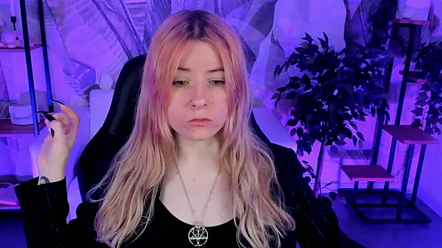 LexiWenford online show from 12.14.24