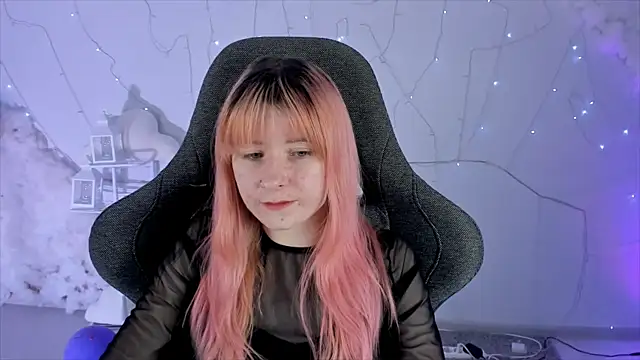 LexiWenford online show from 02.10.25