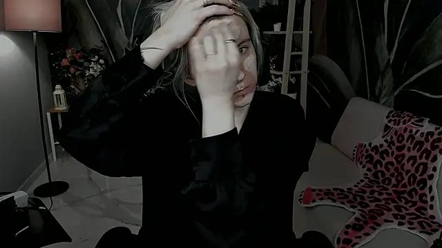 LexiWenford online show from 11.25.25