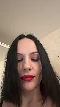 Snapshot of Devil_Goddess chatting on 11.14.25 Devil Goddess online show from 11.14.25