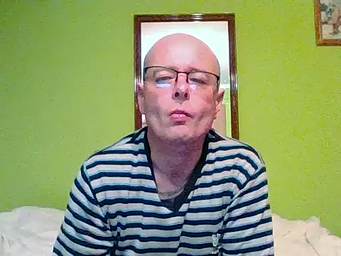 Snapshot of Tiger202441 chatting on 12.17.25 Tiger202441 online show from 12.17.25